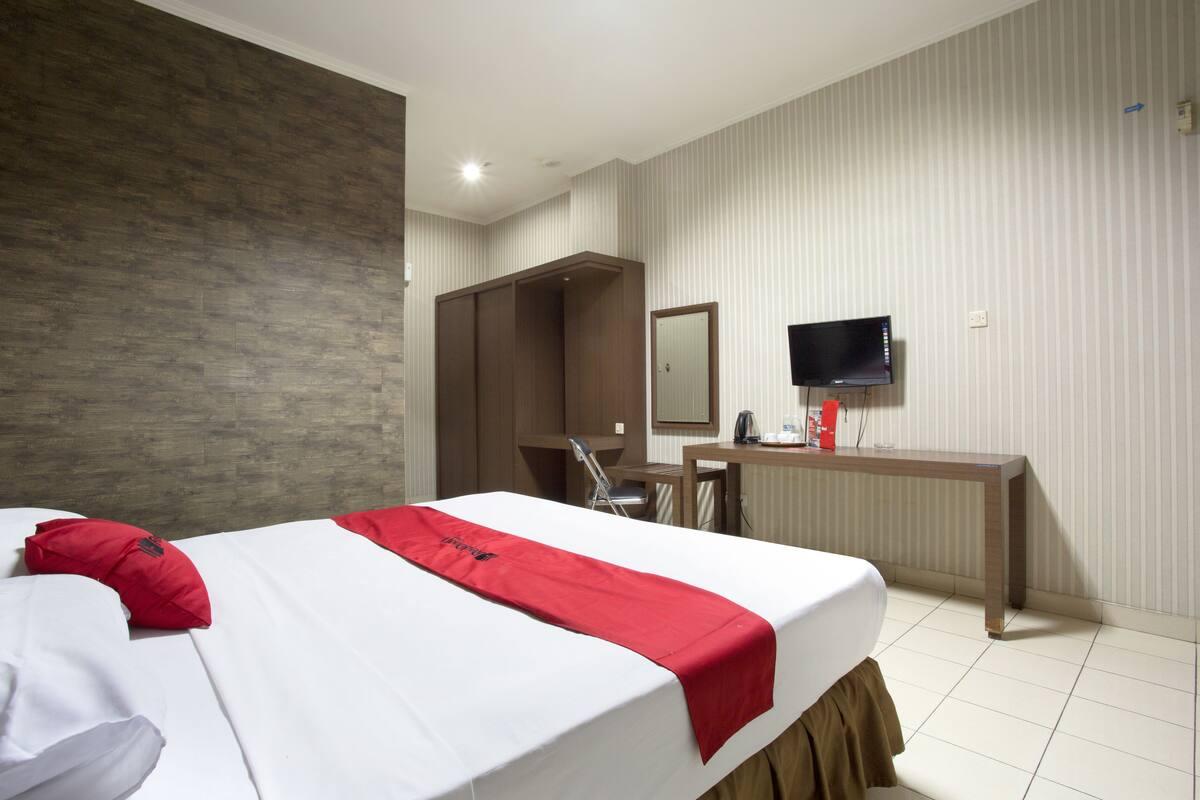 Reddoorz @ Surapati Hotel Bandung Kültér fotó